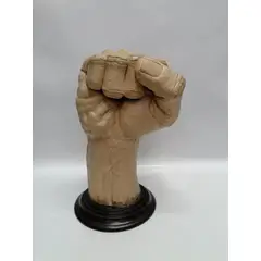 ITALIANA - Escultura Antigua El Puño En Madera Y Marmoceramica Y Óleo