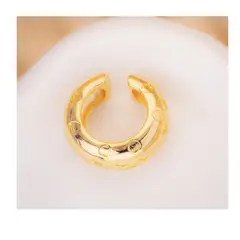 GENERICO - ARETES EARCUFF DORADO GRABADO DE CORAZON