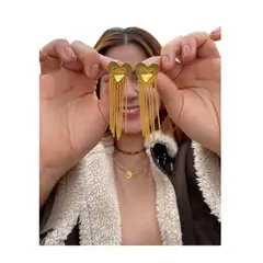 MERAKI - Aretes corazones bañadas en oro 24kt