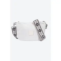 YOI - Bolso de tela con un diseño moderno