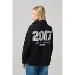 KOAJ - Buzo negro college oversize con cuello sport y cremalle Mujer