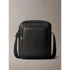 CALVIN KLEIN - Bolso de Reportero Micro Pebble