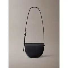 CALVIN KLEIN - Bolso negro saddle archive