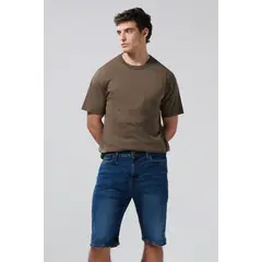 KOAJ - Bermuda tiro bajo slim en jean azul oscura con desgaste Hombre