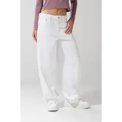 KOAJ - Jean barrel blanco con tiro medio y bota amplia Mujer