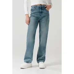 KOAJ - Jean azul oscuro 90´S con bota recta, cremallera y tiro