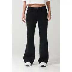 KOAJ - Jean flare negro tiro medio con bota ancha Mujer
