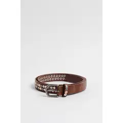 KOAJ - Cinturón sintético café claro con taches metálicos Mujer