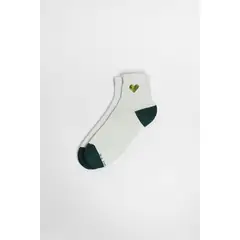KOAJ - Medias cortas verdes con contrastes y corazón bordado Mujer