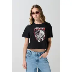KOAJ - Camiseta crop top negra con estampado de Cruella de Vil Mujer