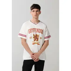 KOAJ - Camiseta cuello V oversize crema con arte de Harry Pott Hombre