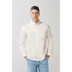 KOAJ - Camisa unicolor cuello button down en algodón con bolsi Hombre
