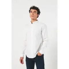 KOAJ - Camisa blanca cuello nerú con diseños en mini print Hombre