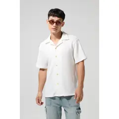 KOAJ - Camisa unicolor con texturas, manga corta y cuello reso Hombre