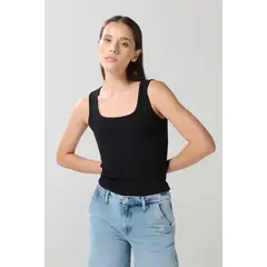 KOAJ - Camiseta unicolor acanalada con manga sisa y escote cua Mujer