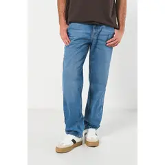 KOAJ - Jean 90´S azul claro con bota ancha, tiro medio y bolsi