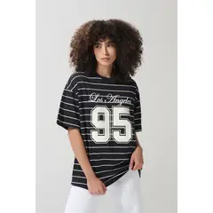 KOAJ - Camiseta a rayas oversize azul college con manga corta Mujer
