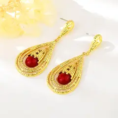 VERAMOREST - Aretes largos dorados –