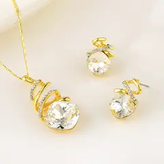 VERAMOREST - Set de joyería dorado Collar y Aretes -