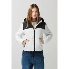 KOAJ - Chaqueta unicolor acolchada con capota y corte en contr Mujer