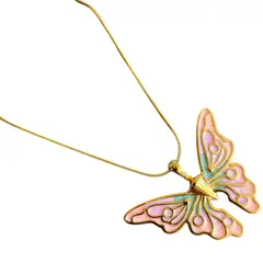 STAINLESS STEEL - Collar Cadena Vintage Con Dije Mariposa Rosa En Acero Inoxidable