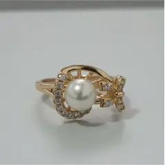 VERAMOREST - Anillo Perla Dorada Con Zirconias -