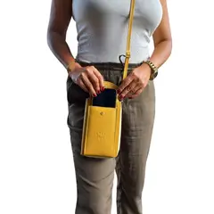 MARLA - Bolso Billetera portacelular 3 en 1 realizado en cuero 100%