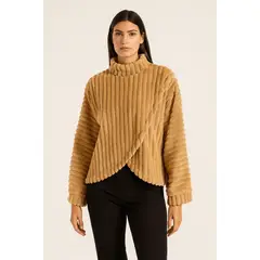 FRIOLENTA - Buzo Acanalado con Cuello Alto Color Camel