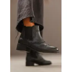 VALENTINA JARAMILLO INMACULADA - Botas Esparta negro