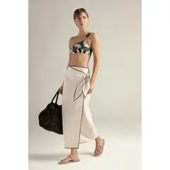 TOUCHE BALNEAIRE - Falda pareo larga en lino 100 % color crema 0F39C61