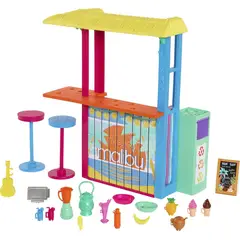 BARBIE - Amiga La Playa Set Casita con 18+ accesorios reciclados