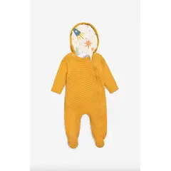 NATO - Talego Colección La Magia de Ser pijama color ambar con capota removible y forro estampado de cohetes en interior