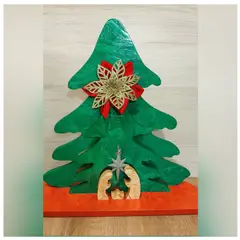 GENERICO - Árbol Decorativo en Osb con Pesebre Pintado