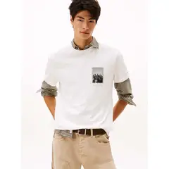 TOMMY HILFIGER - Camiseta blanca de punto con foto estampada Tommy Jeans