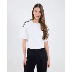 MALCREADO46449 - Camiseta Para Mujer Manga Corta Cuello Redondo Color Blanco Marca Patprimo #30093791