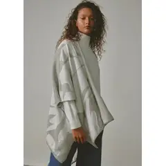 VALENTINA JARAMILLO INMACULADA - Capa Gardenia Gris claro-Crudo