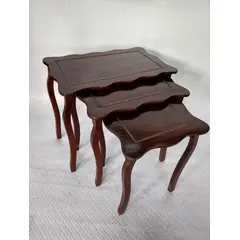 ITALIANA - Juego De 3 Mesas Auxiliares Italy Antigua En Cedro