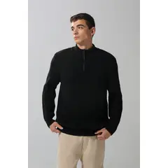 KOAJ - Suéter cuello alto negro con cremallera en Hombre