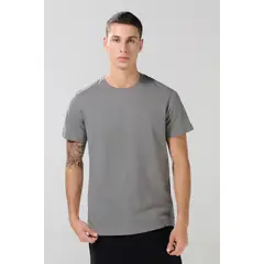 KOAJ - Camiseta cuello redondo unicolor con doblez en puños Hombre
