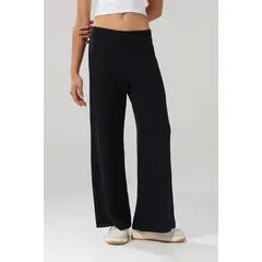 KOAJ - Pantalón flare unicolor en tela acanalada con bota anch Mujer