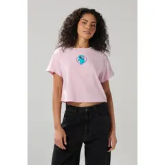 KOAJ - Camiseta crop top rosada con diseño de Reptar Mujer