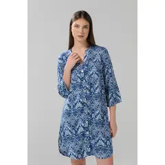 KOAJ - Vestido corto azul oscuro con figuras blancas estampad Mujer