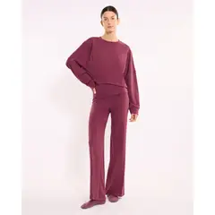 ATMOS - Pantalón Silueta Relajada Pretina Cruzada para Mujer Deportiva Color Vino Marca
