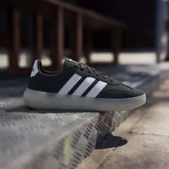 ADIDAS - Tenis Barreda Decode negro de mujer lifestyle