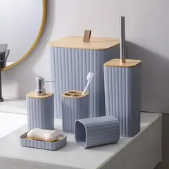 TRIPLE CLEAN - Elegante Set De 6 Accesorios Baño Tapa Bamboo
