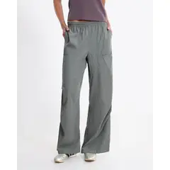 ATMOS - Pantalón Parachute Microcomfort para Mujer Deportiva Color Verde Marca