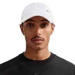 NIKE - Gorra Dri Fit Club Metal Swoosh Hombre-Blanco