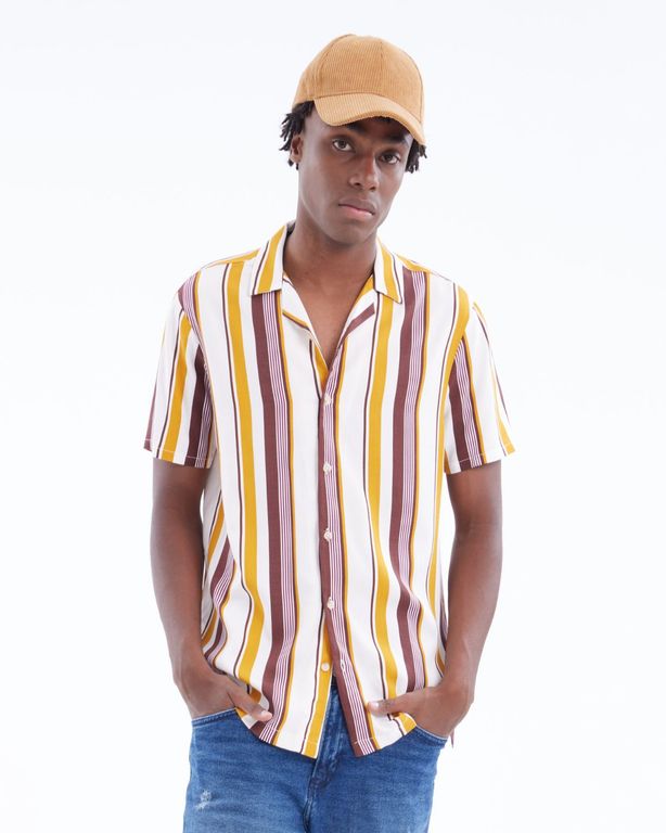 Imagen de Camisa Para Hombre Manga Corta Sin Bolsillo Color Vino Marca #45011892