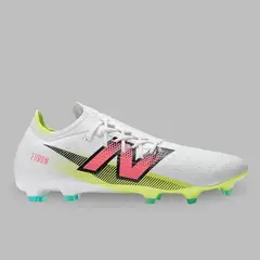 NEW BALANCE - Guayos HombeFuron Pro FG V7+- Blanco-Amarillo