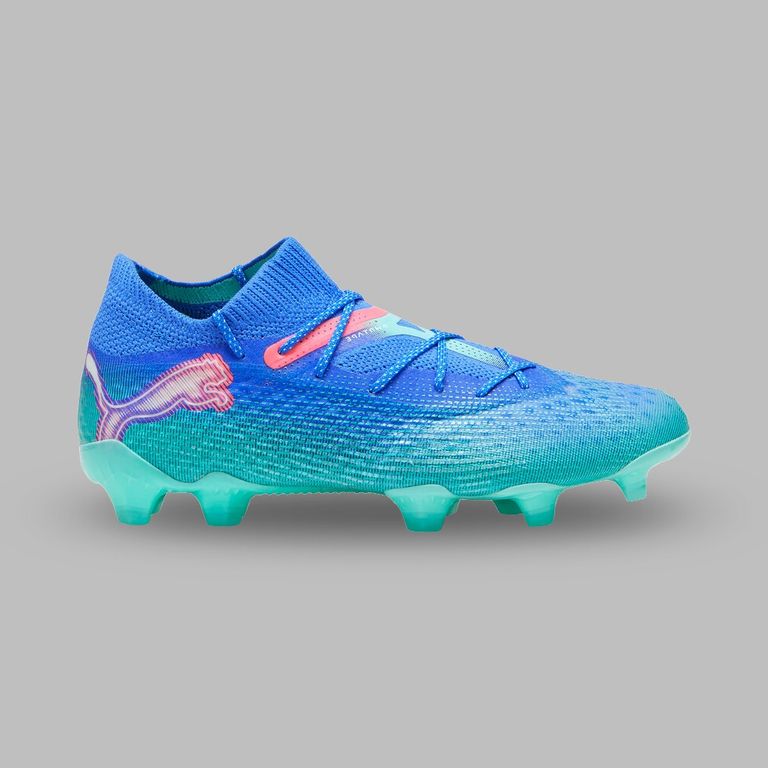 Imagen de Guayos Mujer Future 7 Ultimate FG/Ag- Azul - verde - Fútbol - Césped natural y césped artificial